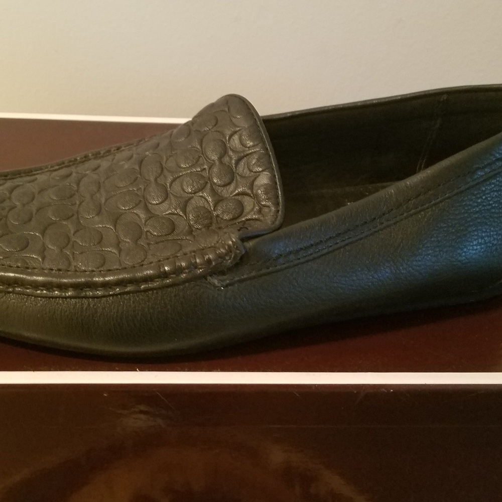 Shoes - Picture 2 of 2